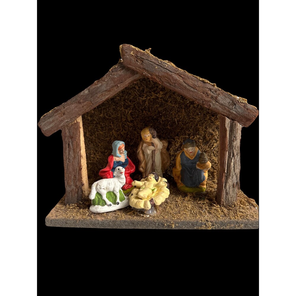 Vintage nativity set, handcrafted, figures, stable European Christmas tradition